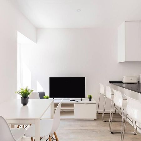 Cozy And Modern Flat In Lisbon Apartment Exterior photo
